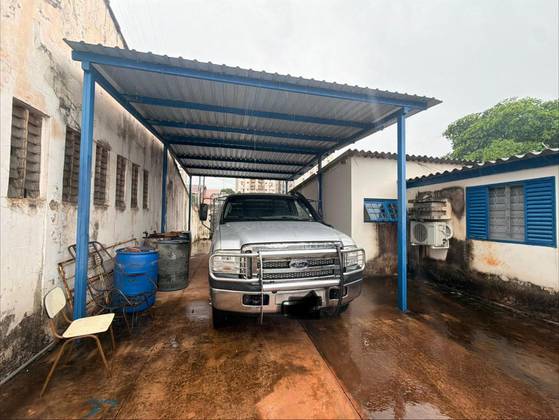 FORD F-4000 2.8 ISF DIESEL 4X4 MANUAL